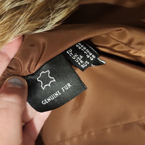 Fox and Mink Fur Coat - Picture 3 of 8